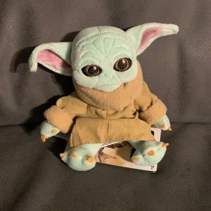 The Child Baby Yoda Grogu Shoulder Pet